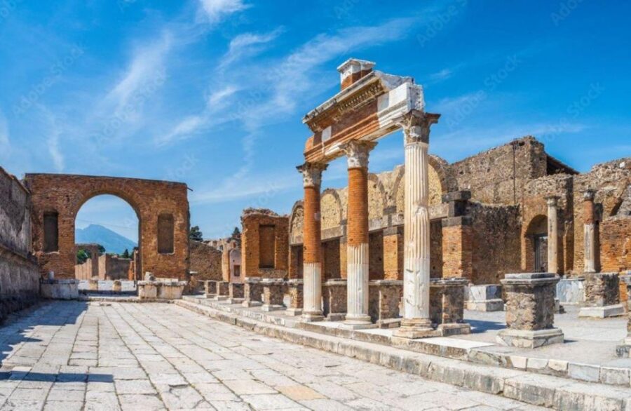 From Sorrento: Pompeii, Vesuvius, and Wine Tasting Tour