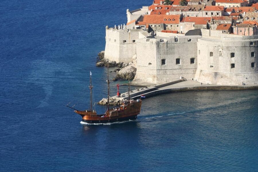 From Split: Dubrovnik Day Trip Incl. Stop in Ston