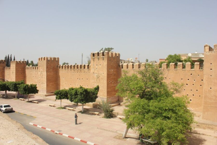 From Taghazout/Agadir: Taroudant and Tiout Day Trip & Tajine