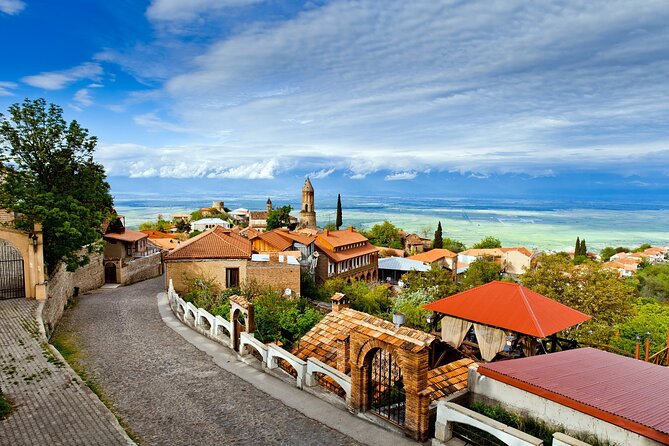 From Tbilisi: 4-Day Tour in Georgia With Airport Transfers