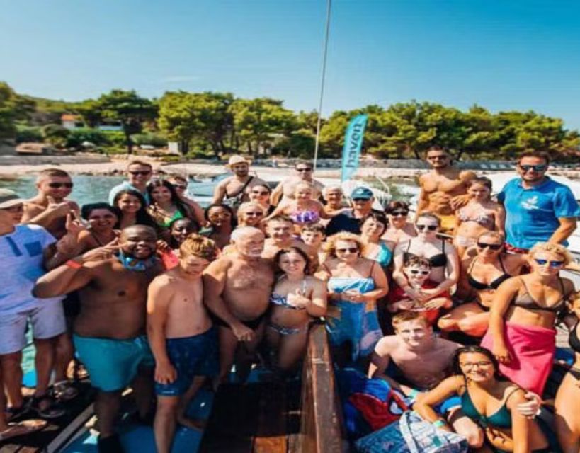 From Trogir: Blue Lagoon Cruise With Lunch and Drinks
