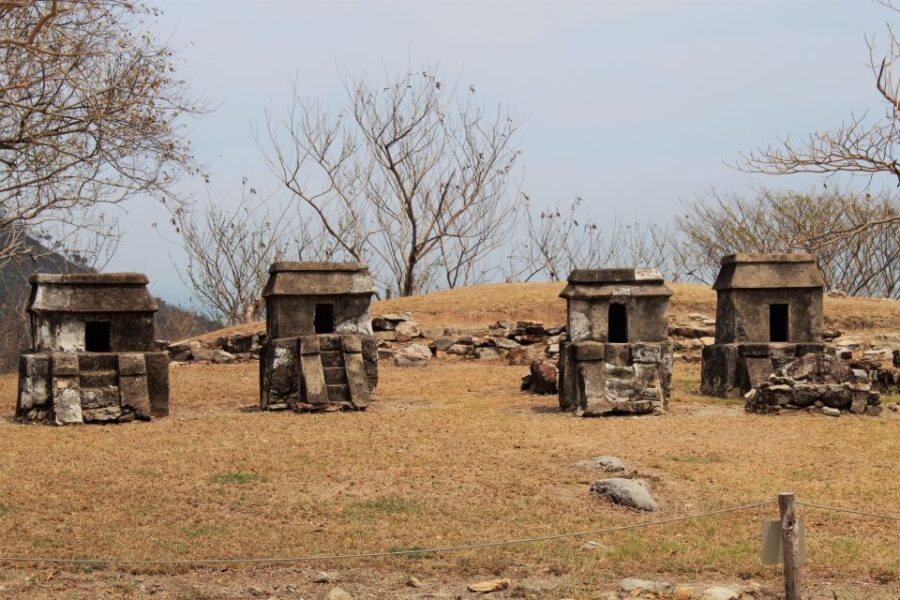 From Veracruz: Guided Tour of Regions Landmarks and Relics