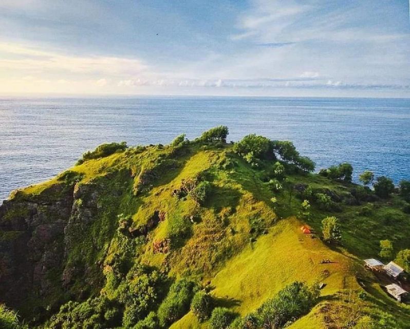 From Yogyakarta: Pengilon Hill and Hidden Beach