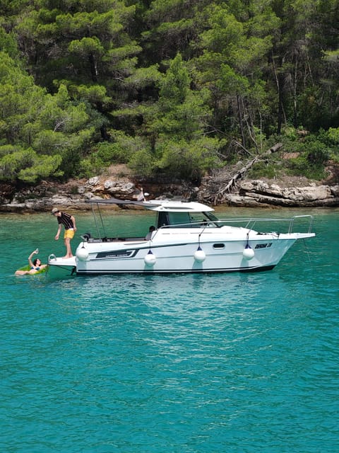 From Zadar: Half-Day Boat Tour to the Islands