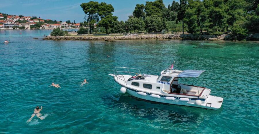 From Zadar: Private Boat Tour to Croatian Islands
