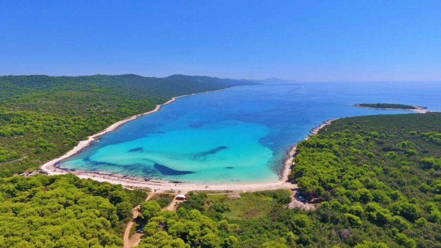From Zadar: Sakarun Beach & Sunken Ship Snorkeling Tour