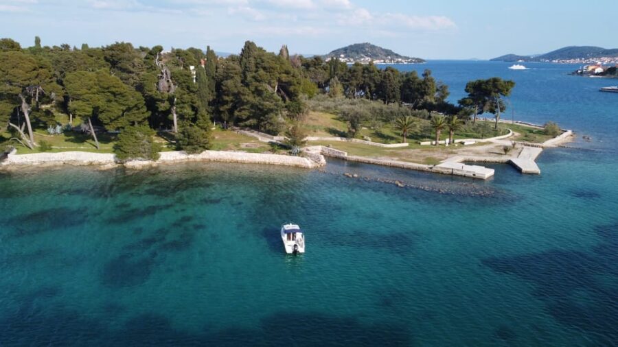 From Zadar: Ugljan, Galevac and Ošljak Islands Boat Tour