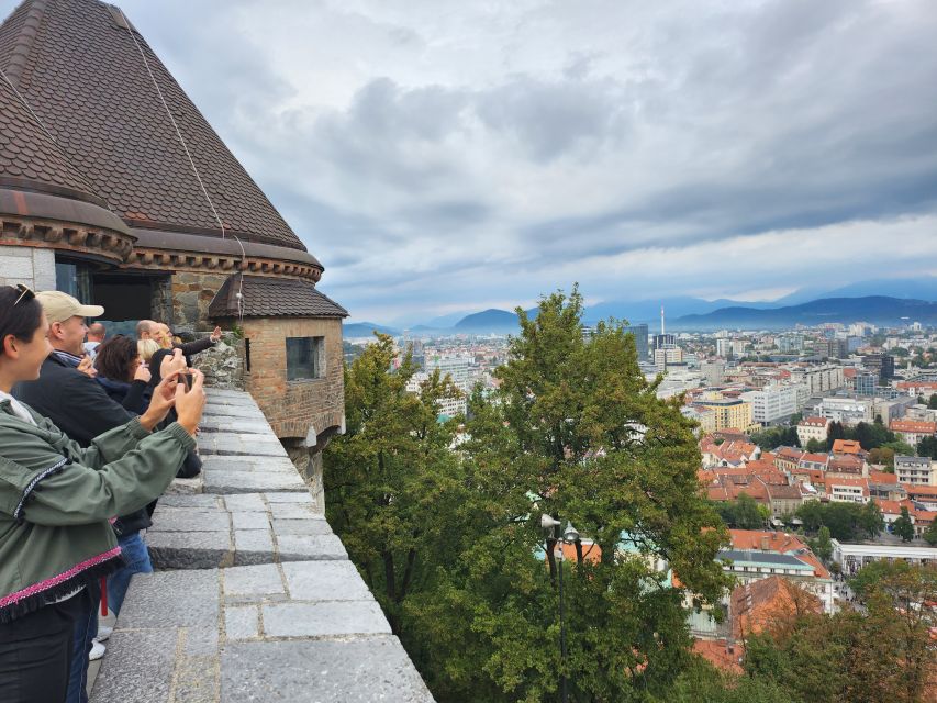 From Zagreb: Ljubljana and Lake Bled Day Trip by Minivan