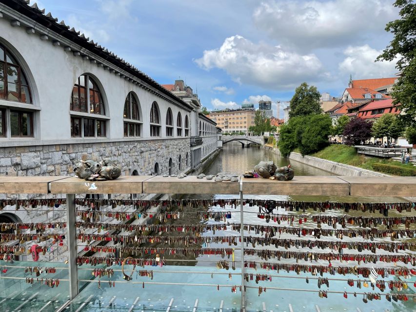 From Zagreb: Ljubljana, Postojna Cave & Predjama Castle Tour