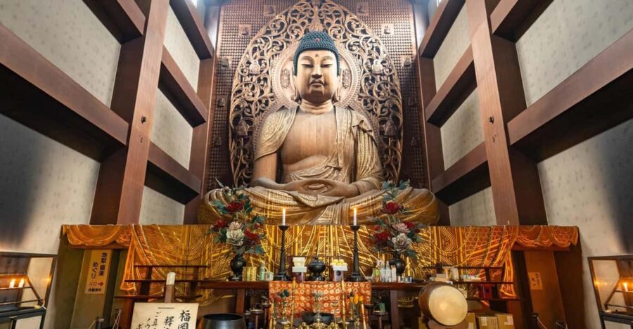 Fukuoka Essentials: History, Culture, & Charms