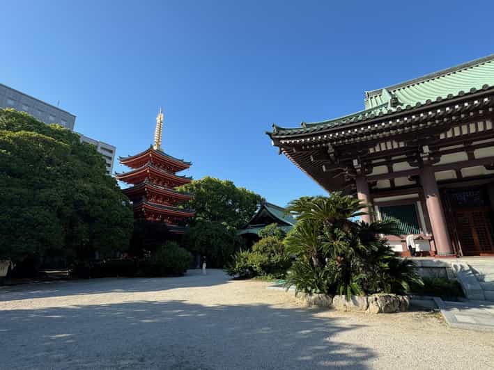 Fukuoka: Port Tower, Old Hakata, and Architectural Wonders