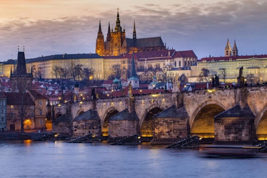 Full-Day Private Tour to Prague From Vienna