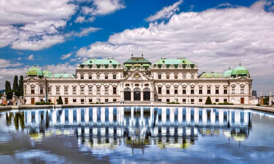Full-Day Private Trip From Prague to Vienna