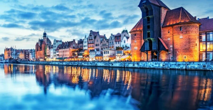 Gdańsk: Old Town Private Walking Tour With Legends and Facts - Tour Overview