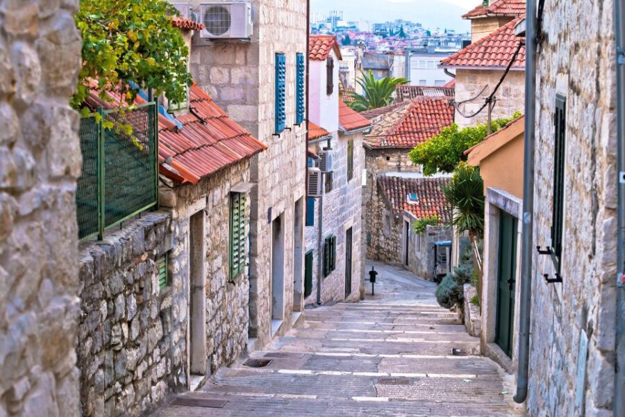 Gems of Split – Walking Tour for Couples