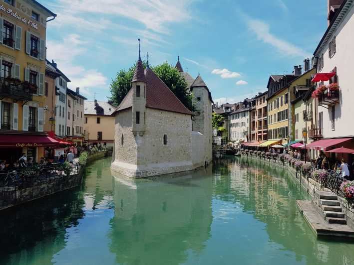 Geneva: Full-Day Trip to Annecy With Hotel/Airport Transfers