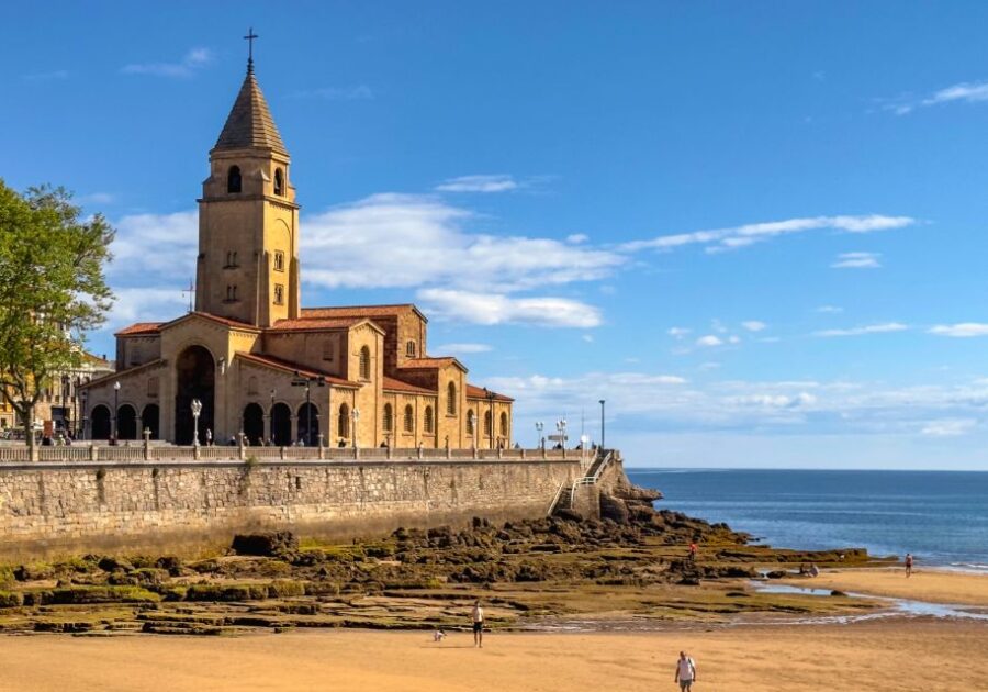 3 Best Self-Guided Tours In Gijon