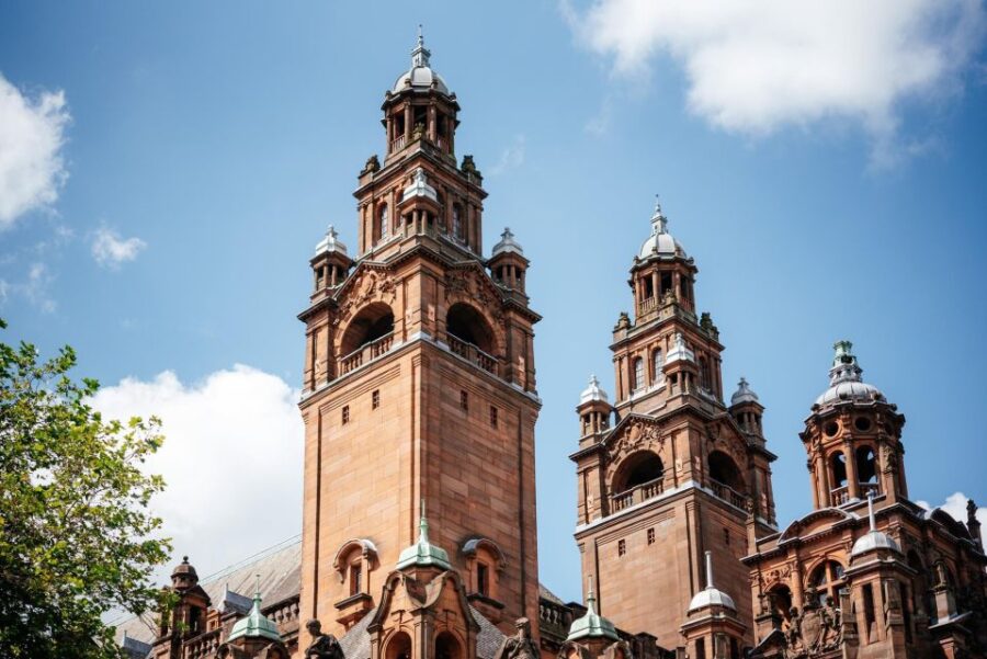 Glasgow: Private Exclusive History Tour With a Local Expert