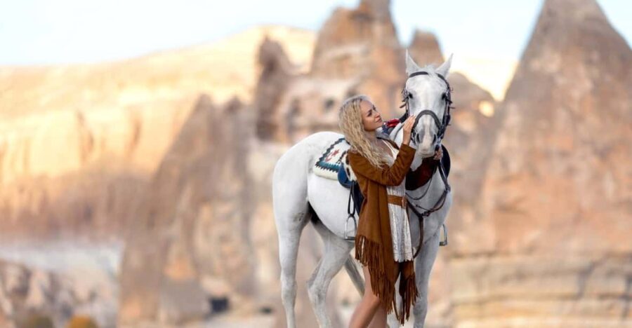 Göreme: Guided Cappadocia Horseback Riding Trip in Nature