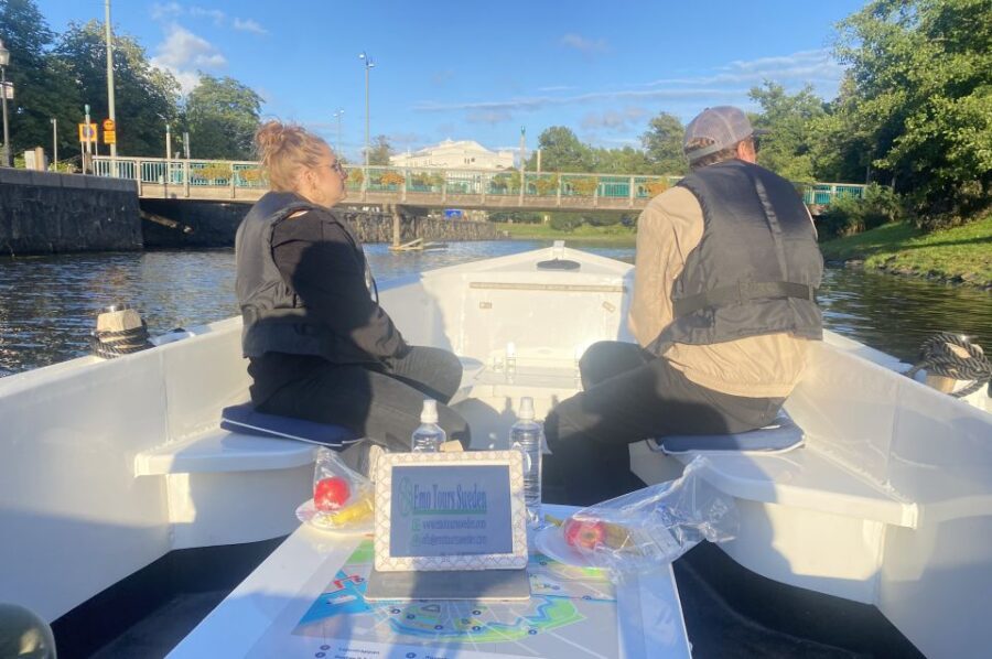 Gothenburg: Private Göta Älv Boat Tour With Pickup