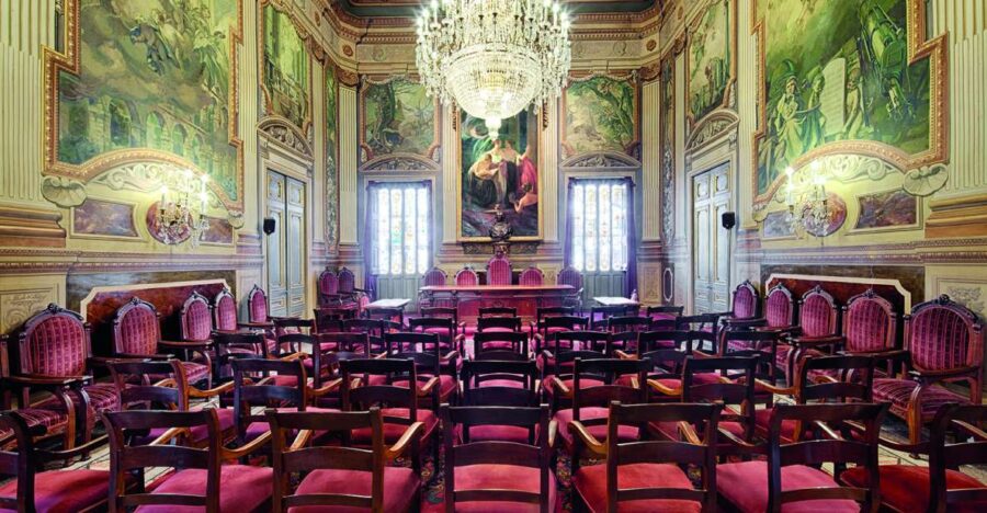 Guided Tour of Barcelonas Royal Academy of Sciences & Arts