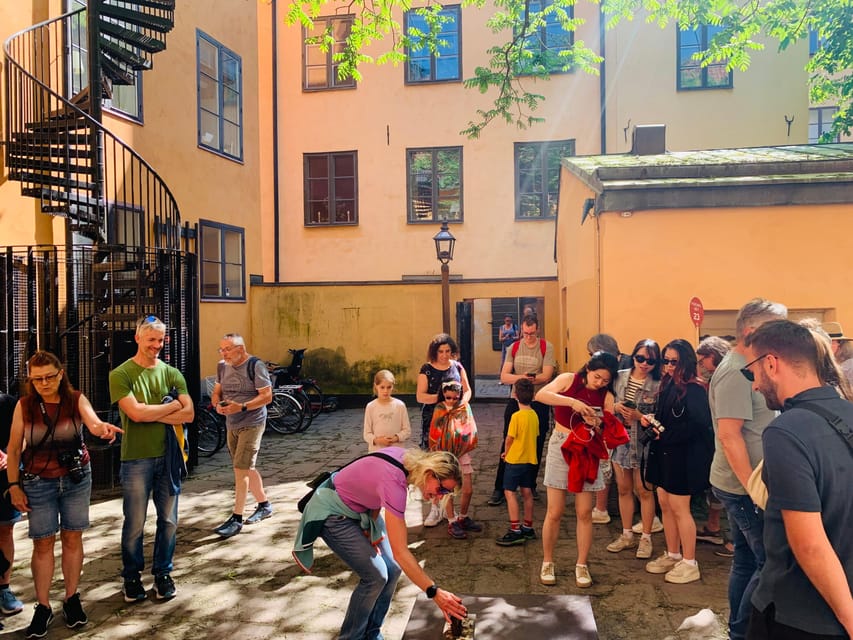 Guided Walking Tour: Stockholm Old Town (English or German)