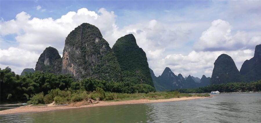 Guilin: 3 Star Li River Cruise & Sightseeing Tour