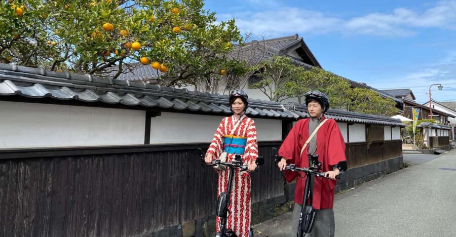 Hagi City: Ride an Electric Kickboard Around the Town of Hagi