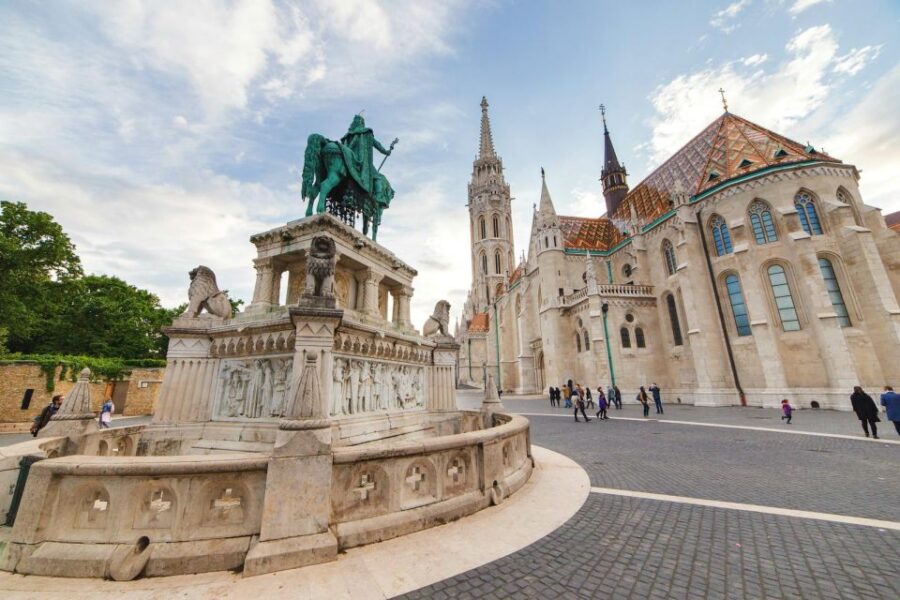 Half Day Private Budapest Driving Tour