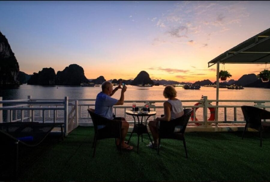 Halong Bay 3 Star Cruise 2 Day 1 Night