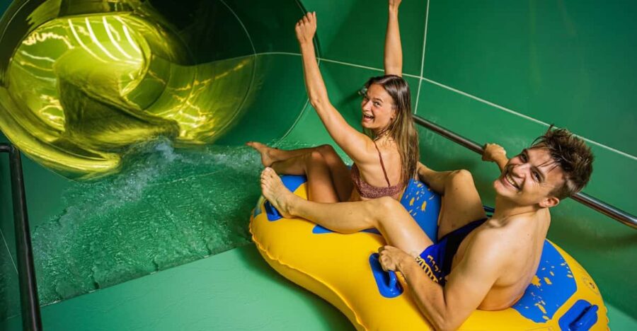 Hannut: Plopsaqua Hannut-Landen Water Park Entry Ticket