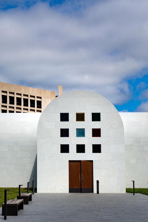 Heartbeats of Austin: A Romantic Journey Through Time