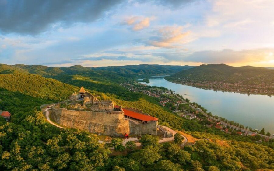Hike to Visegrád Castle+Sauna - Budapest Best Spring-Combo - Activity Overview