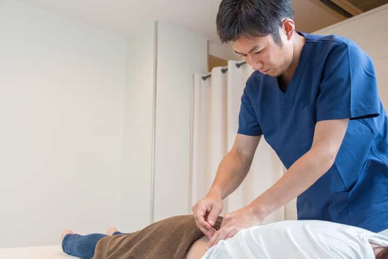 Hiroshima: Acupuncture and Japanese Unique Massage Treatment