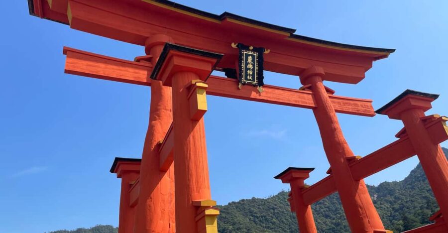 Hiroshima & Miyajima Satisfying Private Gem Tour W/ Local 7h