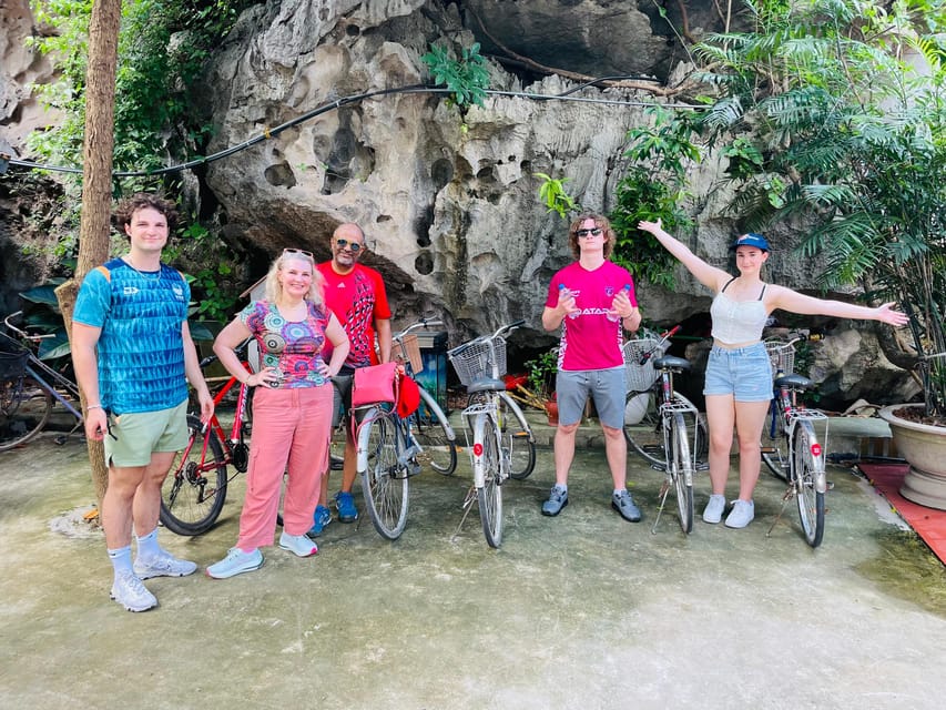 HOA LU – TRANG AN – MUA CAVE – 1 DAY TRIP BY LIMOUSINE