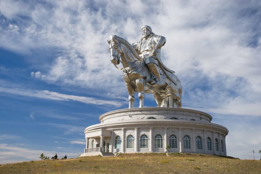 Horse Ride and Sightseeing Day Tour Experience in Terelj