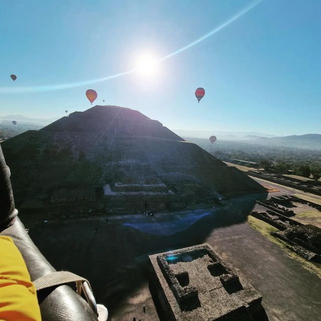 Hot Air Balloon Over Teotihuacán Valley
