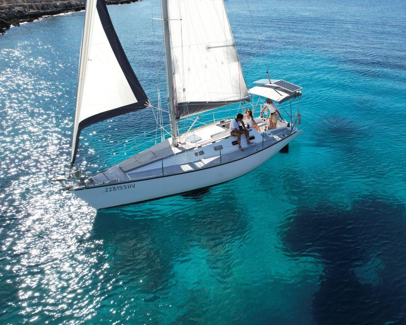 Hvar: Private Sailing Boat Trip With Swimming and Snorkeling