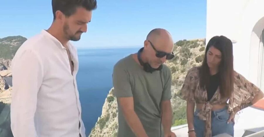 IBIZA DJ Lesson, Sunset and Party at Cafe Del Mar