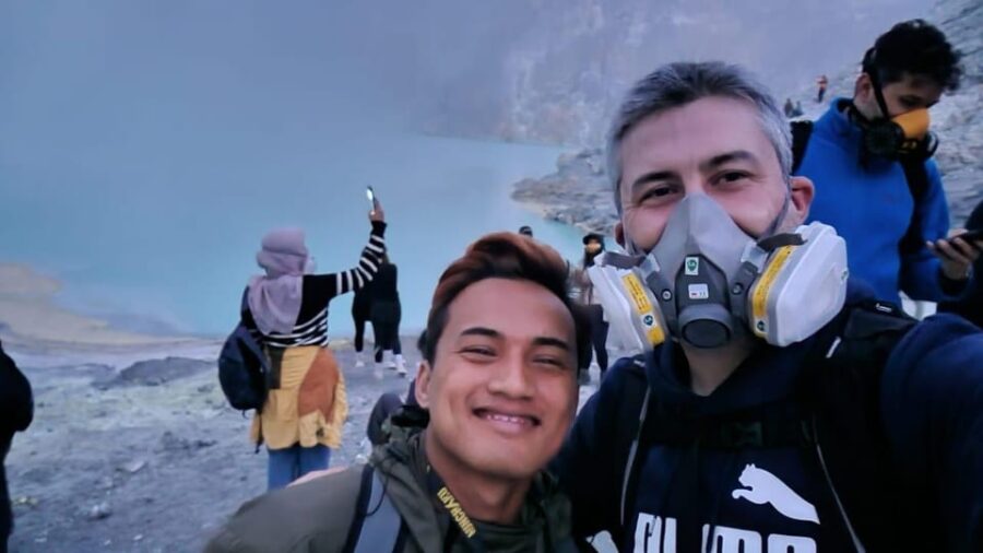 IJEN CRATER SUNRISE & BLUE FLAME TOUR