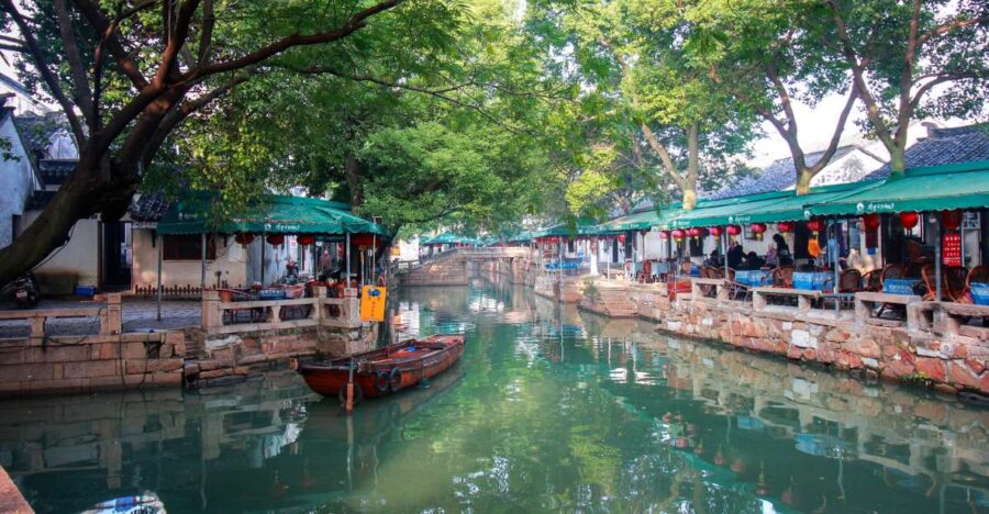 Immerse in Suzhou & Tongli: Private Day Trip
