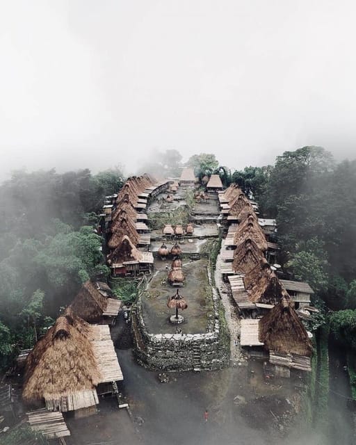 Individual Route Sumba – Private Driver – Free WI-FI