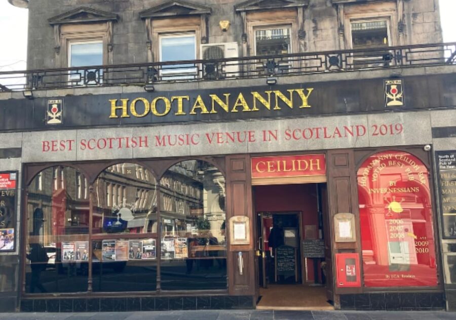 Inverness Scavenger Hunt and Sights Self-Guided Tour