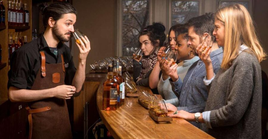 Irish Whiskey Museum: Guided Tour and Whiskey Tasting