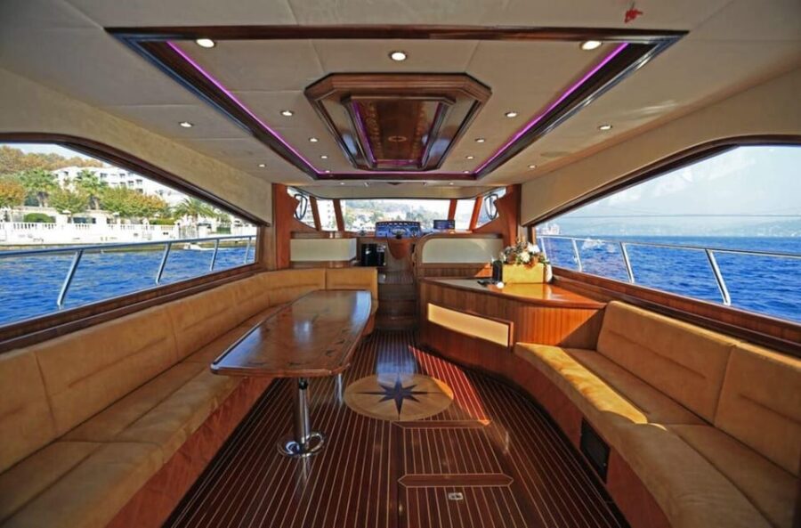Istanbul: 2-Hour Private Bosphorus Yacht Tour - Tour Overview