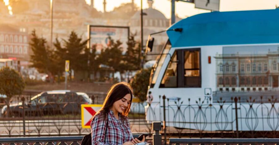 Istanbul: City Transport Card for Bus, Metro, Tram & Ferries