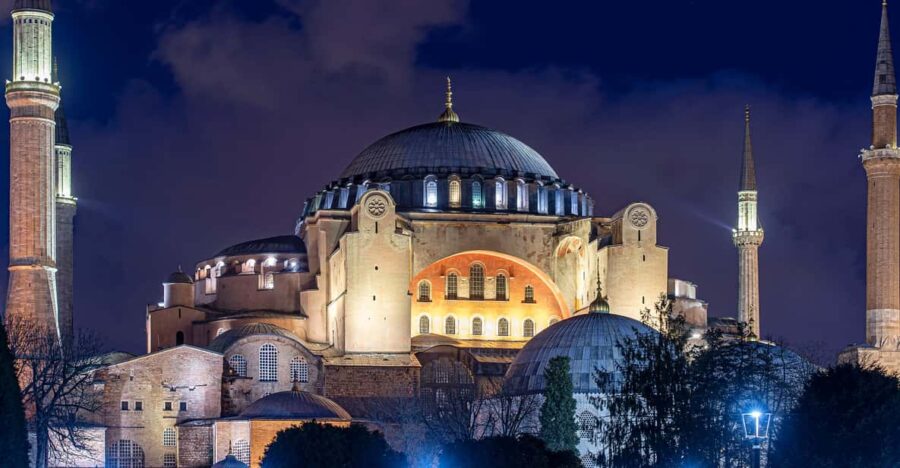 Istanbul: Tour of Hagia Sophia and Blue Mosque By Night - Tour Overview