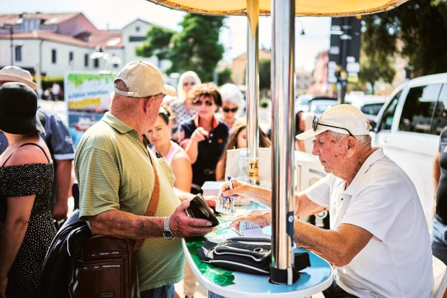 Istria: Aquavision Glassboat Panoramic Tour of Umag