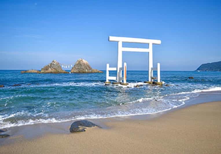 Itoshima: Customized Private Tour With a Local Guide